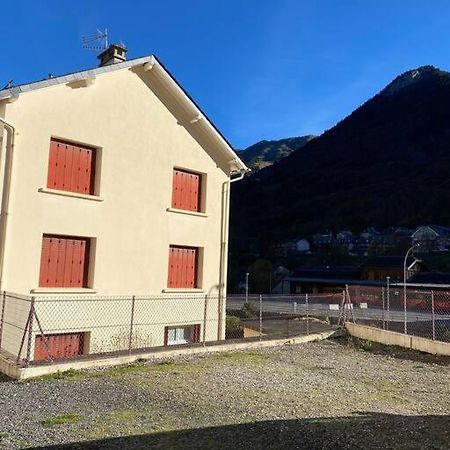Appartement Au Centre Ville. Cauterets Dış mekan fotoğraf